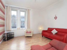 3 bedroom Flat for s...